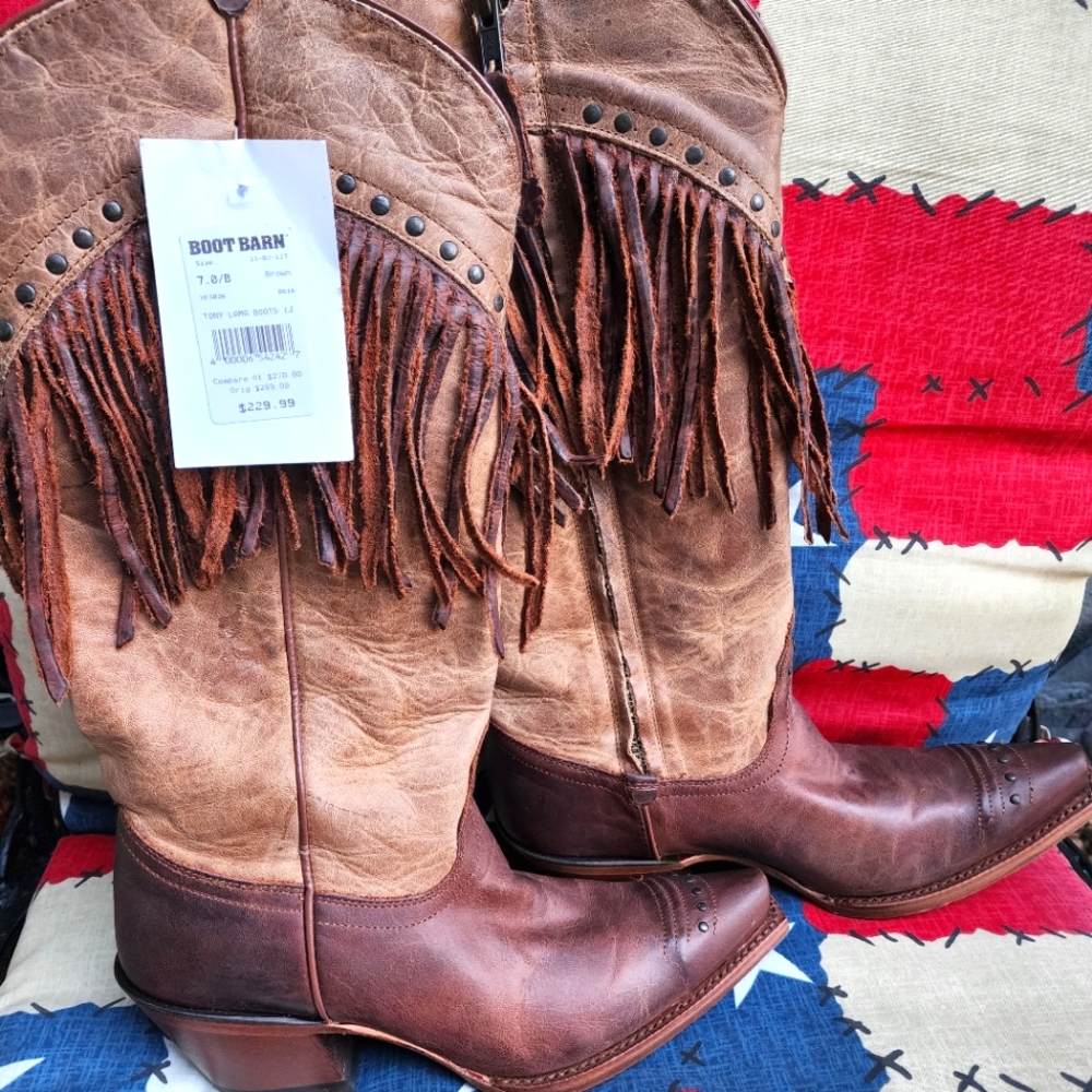 NWT Tony Lama size 7 fringe cowboy boots